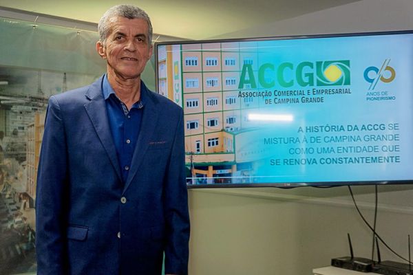 Antônio Andrade é reconduzido à presidência da ACCG
