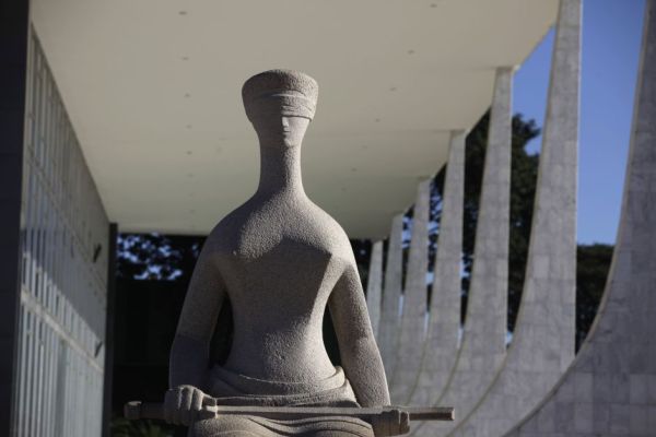 STF deve julgar na semana que vem descriminalização do porte de drogas para uso pessoal