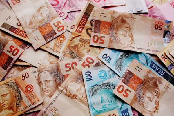 Reforma tributária chega à reta final em comissão. Entenda o que muda