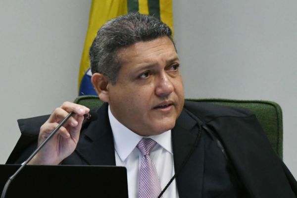 Nunes Marques assume vaga titular no TSE nesta quinta-feira (25)