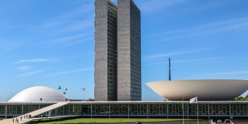 Reforma tributária e indicação de Zanin movimentam semana no Congresso