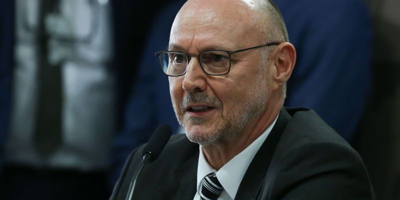 Luiz Fernando Corrêa é nomeado diretor-geral da Abin