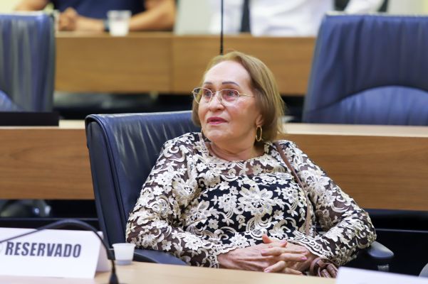 UFPB lamenta falecimento da Senhora Maria Bernadete Veloso, mãe do reitor Valdiney Gouveia