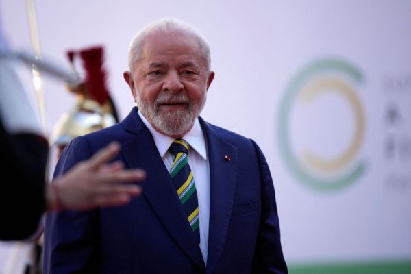 Lula defende diálogo com Venezuela e diz que que pretende conhecer caso de candidata inabilitada no país
