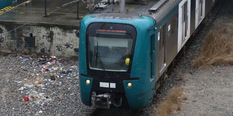 Rio: sistema ferroviário volta a operar após mais de 24 horas parado
