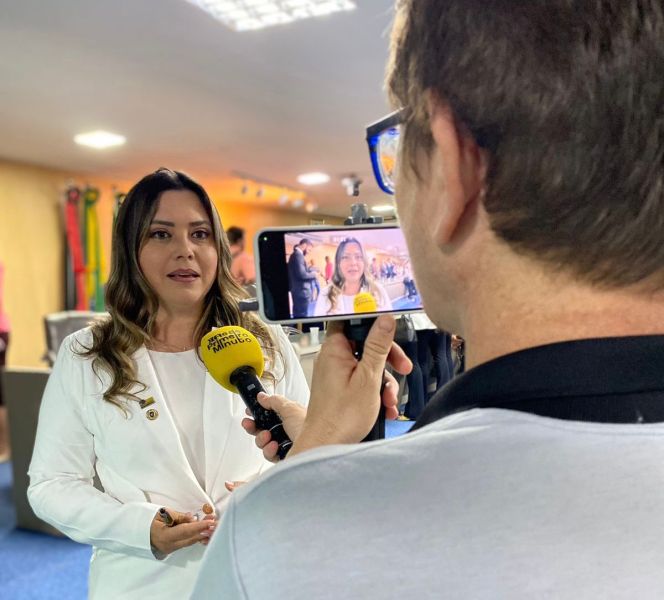 Waléria Assunção inicia ano legislativo com 12 matérias protocoladas na Câmara de Campina Grande