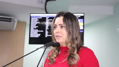 DIA DO JORNALISTA: Waléria Assunção protocola PL que garante livre estacionamento para imprensa em Campina Grand