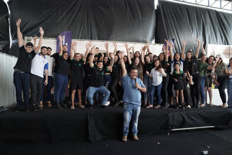 Prefeito Alex Condá Comemora Sucesso da Caprifeira 2025 em Barra de Santa Rosa Prefeito Alex Condá Comemora Sucesso da Caprifeira 2025 em Barra de Santa Rosa